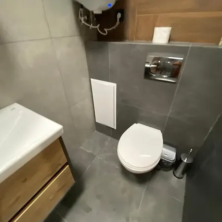 Віп Студія По Вулиці Крехівській 6 Біля Візового Центру На Джерельній Lviv Exterior photo